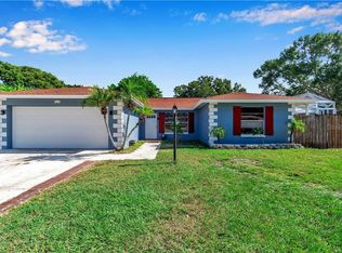 5721 Dunfries St N, Saint Petersburg, FL 33709
