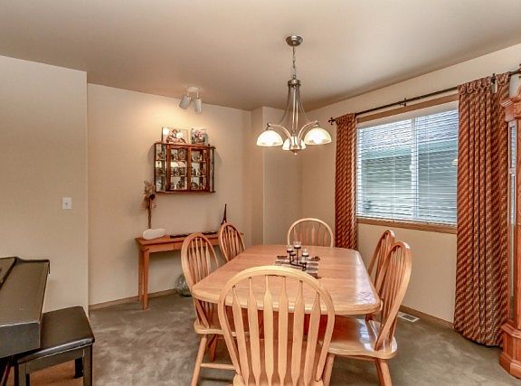 5th image of 4600 152nd Avenue Ct E