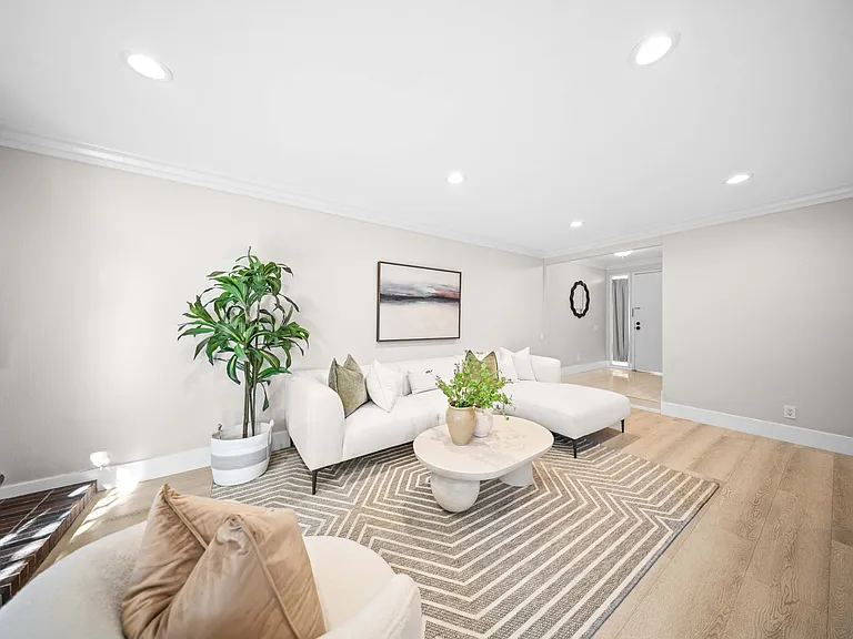 3244 Caminito Ameca — Photo 12
