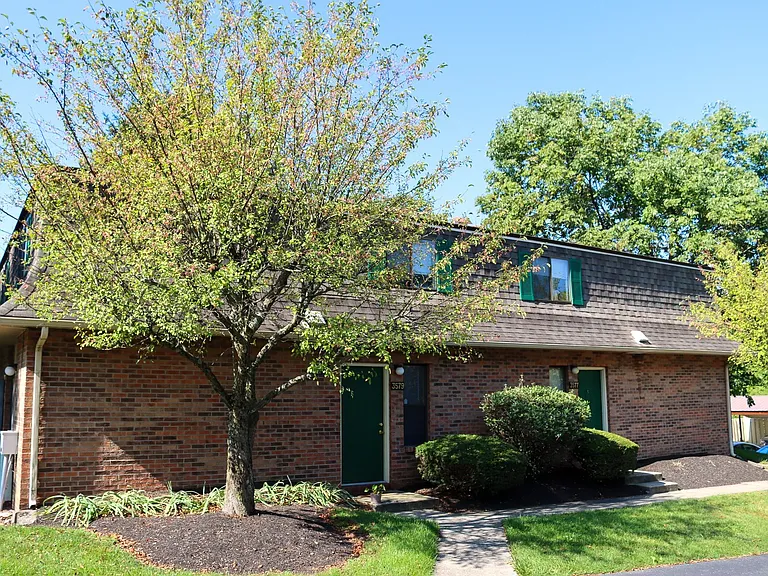 Elk Run Villas — Photo 17