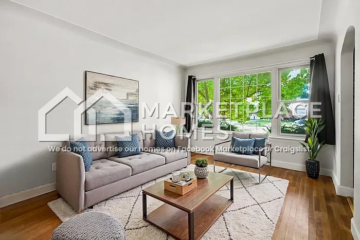 2 bed, 1.0 bath, 1393 sqft, $1,450 — Photo 3