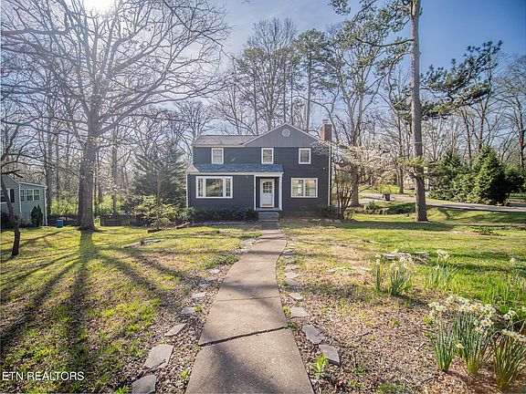 2nd image of 4400 Barbara Dr