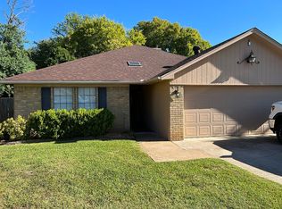 3 Camden Ct, Longview, TX 75601