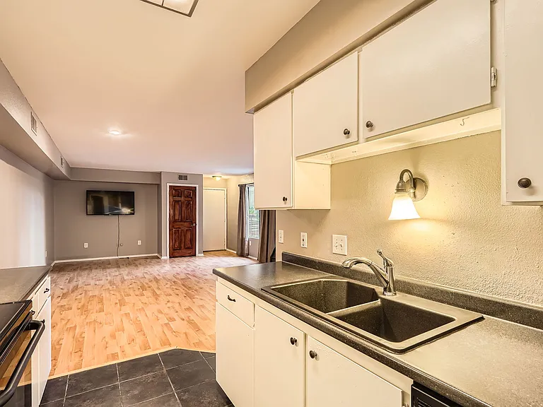 1830 Newland Ct #222 — Photo 12