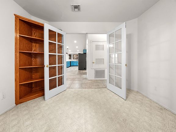 5th image of 3521 W 12th Ln