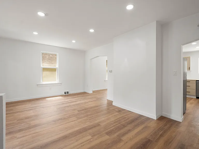 147 Clairmont Ave — Photo 10