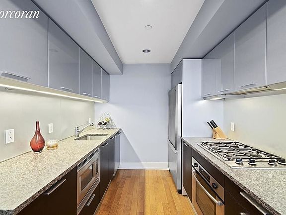 4th image of 350 W 42nd St APT 45C