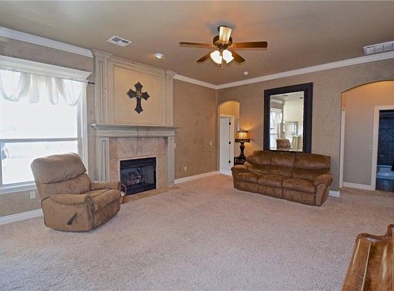 4th image of 3008 NW 191st Ter