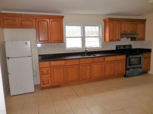 131 Freehold Rd, Manalapan, NJ 07726