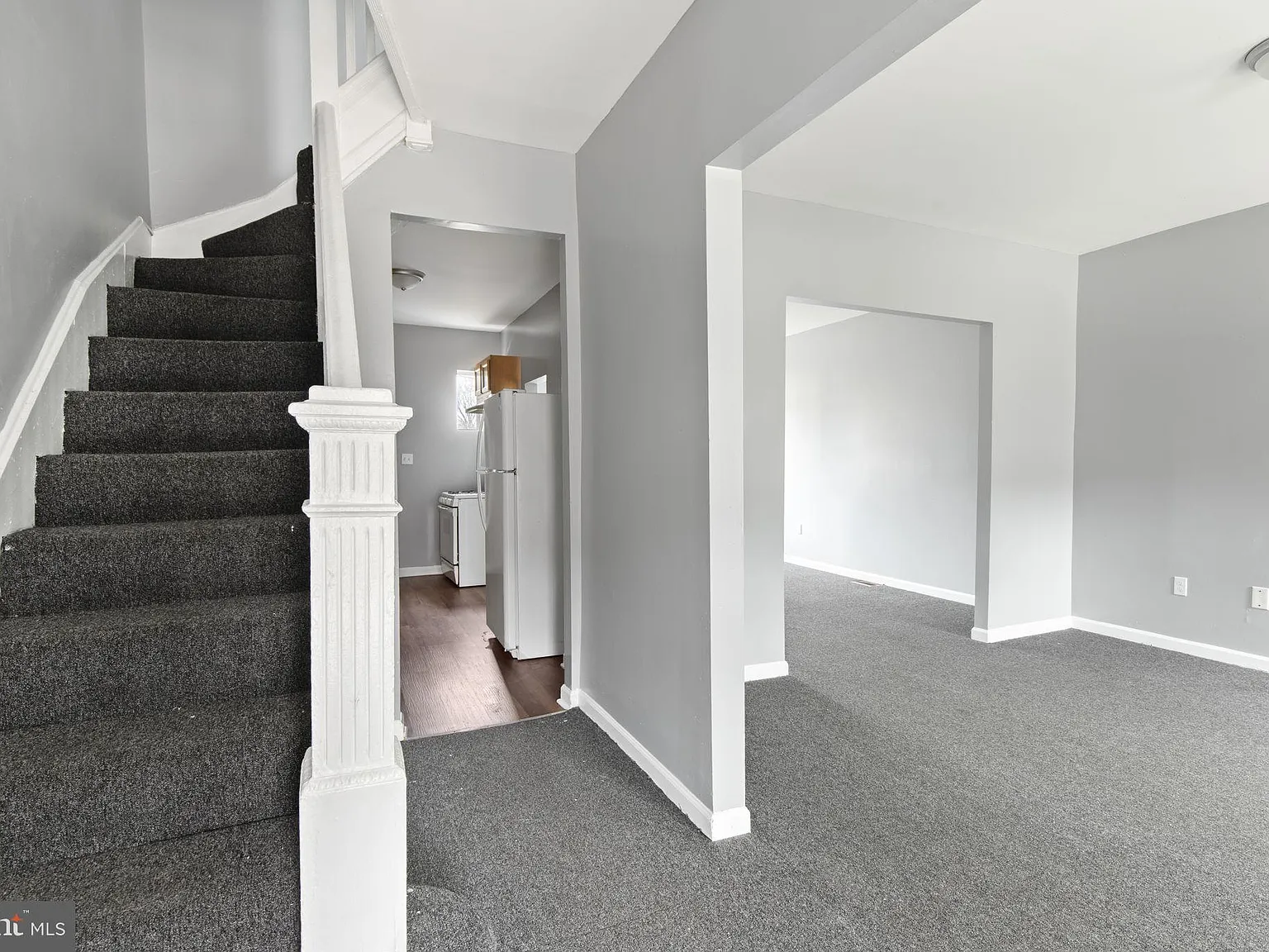3 bed, 1.0 bath, 1240 sqft, $1,500 — Photo 3