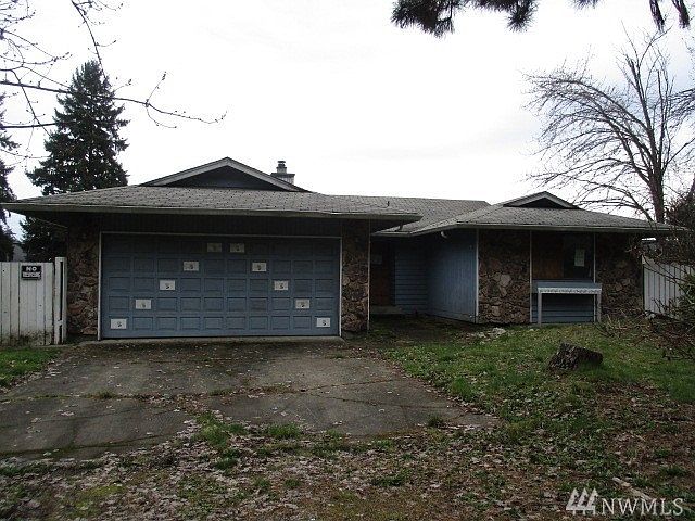 1st image of 16612 27th Ave E