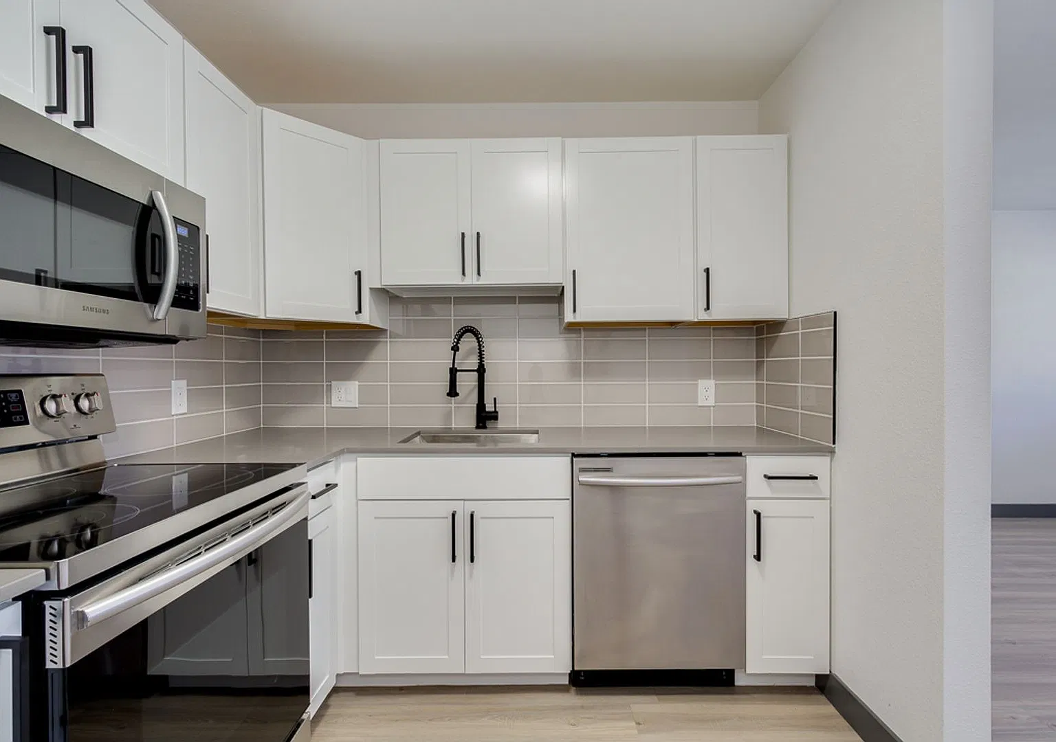 3107 N 69th Pl — Photo 1