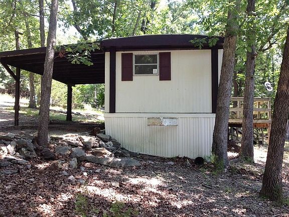3rd image of 11726 Hickory Dr