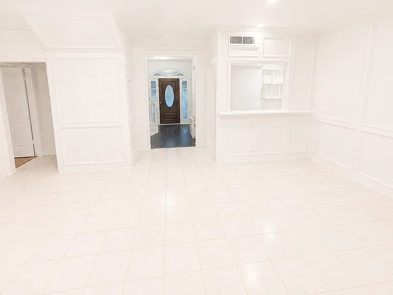 7218 Holder Forest Ct — Photo 53