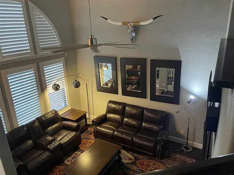 5724 Tupelo Dr — Photo 6