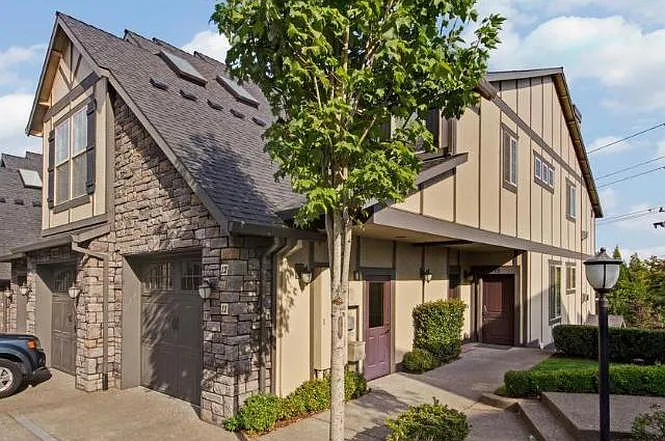 3636 SW Baird St #11 — Photo 11
