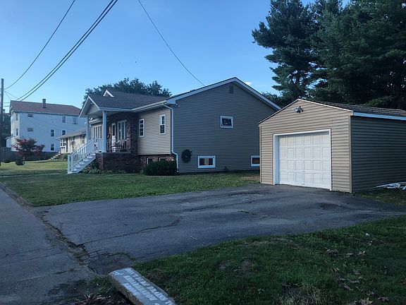 4th image of 9 Brightwood Ave