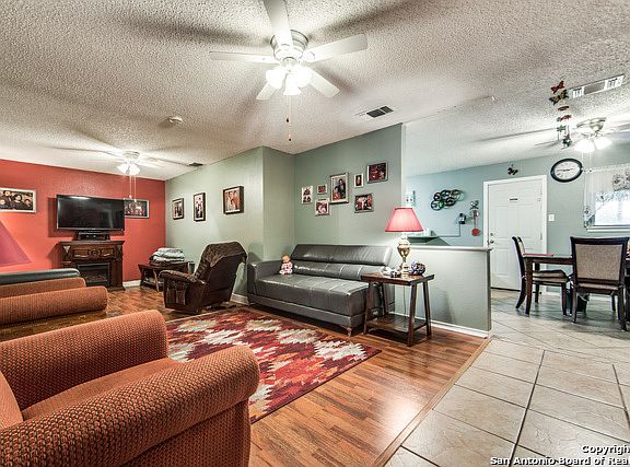 4th image of 13410 Chesterton Dr
