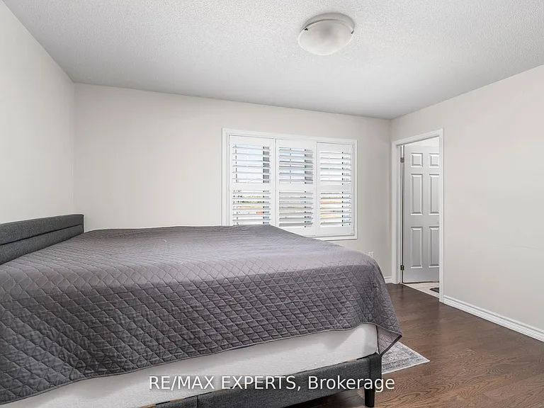 56 Donlamont Cir — Photo 23