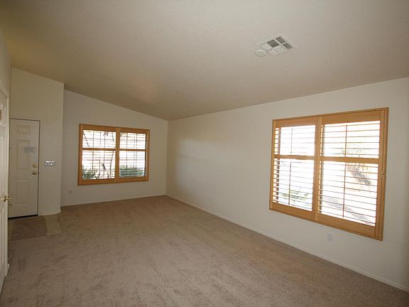 3rd image of 6610 W Wenden Way