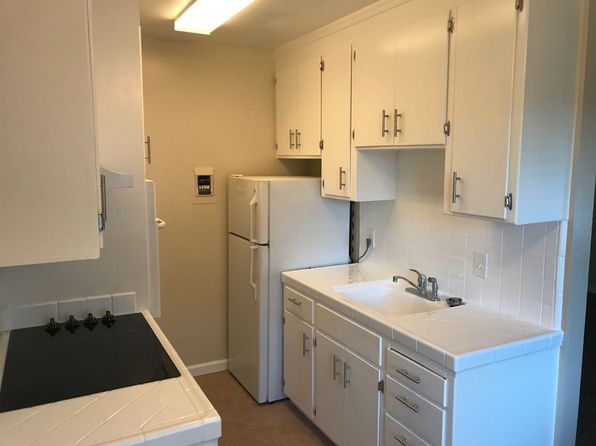 260 Mariposa Ave #49