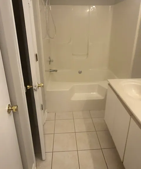 3392 Galleria Dr #1-24 — Photo 4