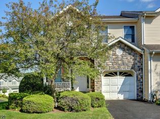 643 Old Dover Rd, Morris Plains, NJ 07950