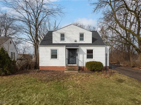 15509 N Lotus Dr, Cleveland, OH 44128