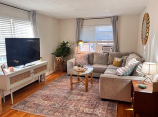 3834 Hyde Park, Cincinnati, OH 45209