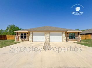 1619 Sabine Rd, Little River Academy, TX 76554