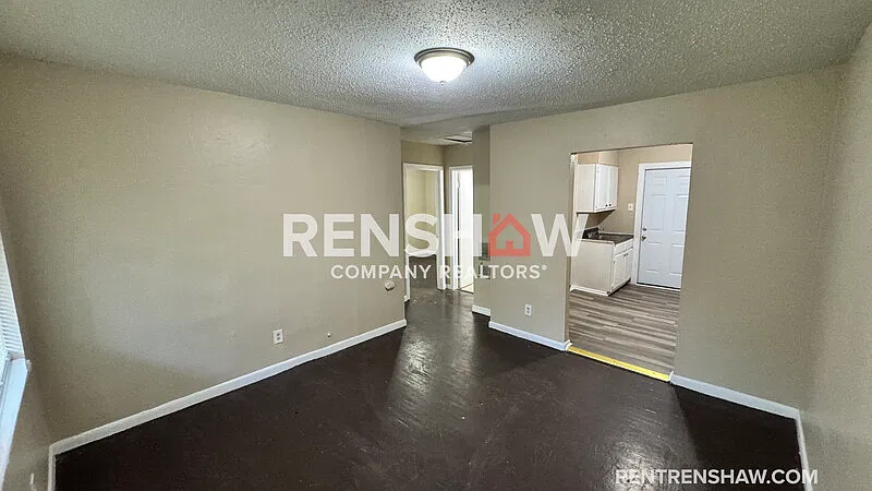 2 bed, 1.0 bath, $595 — Photo 2