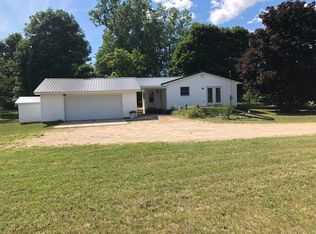 7561 E M 20, Hesperia, MI 49421