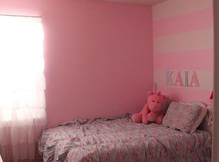 1611 Agua Dulce Dr SE, Rio Rancho, NM 87124