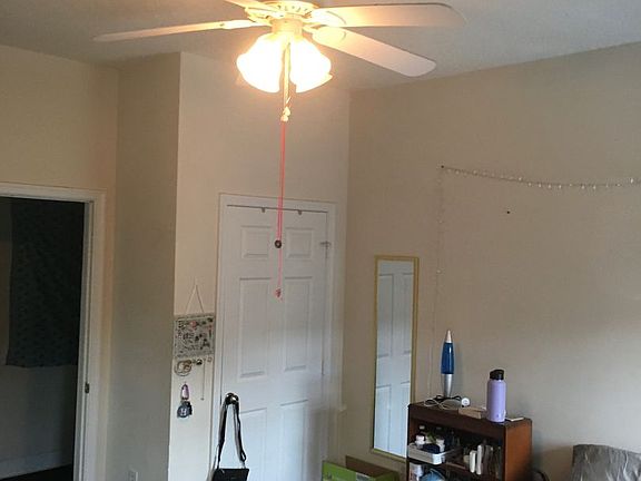 2nd image of 1101 W Clay St APT A
