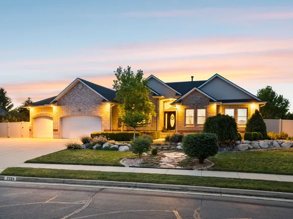 2034 W Meridies Dr, South Jordan, UT 84095