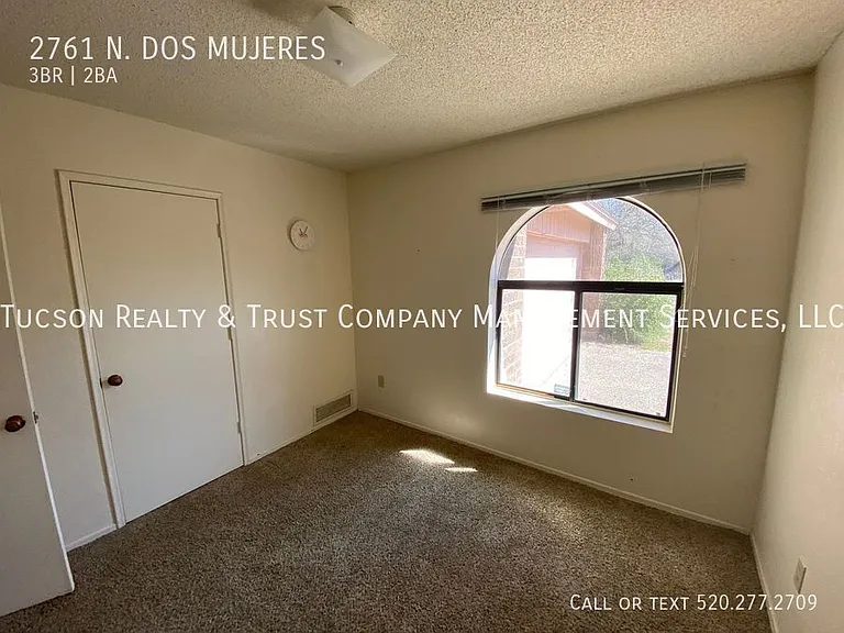 2761 N Dos Mujeres Ave — Photo 8