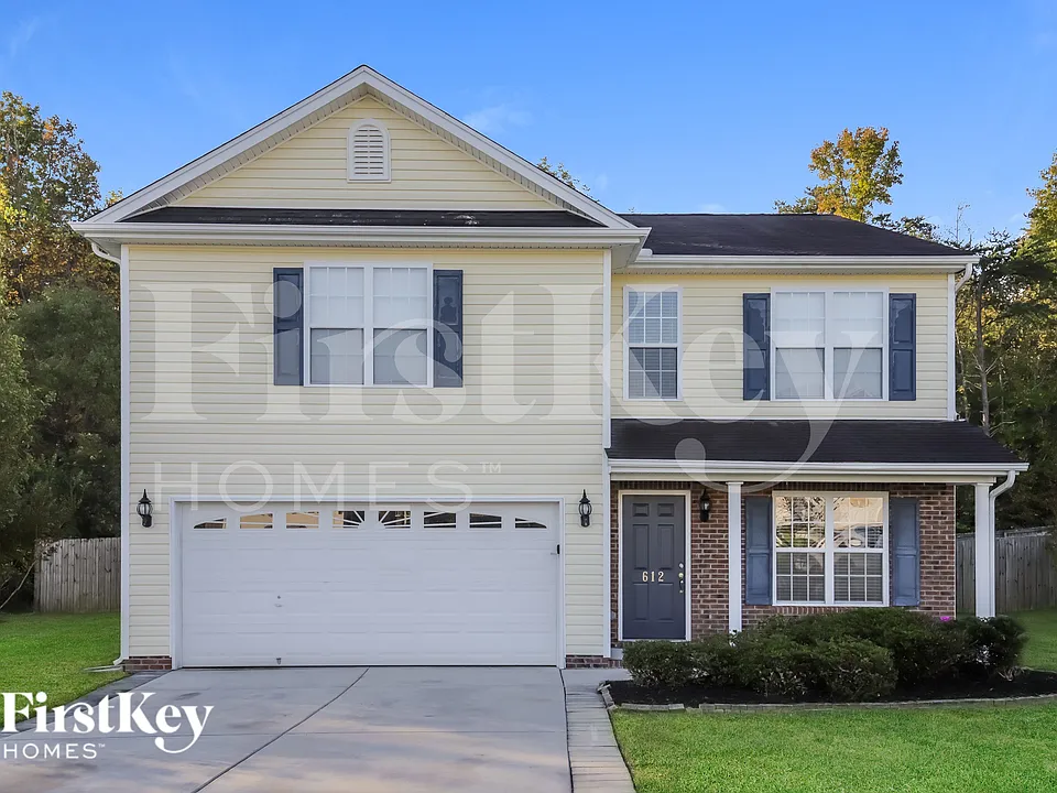 612 Brassfield Dr