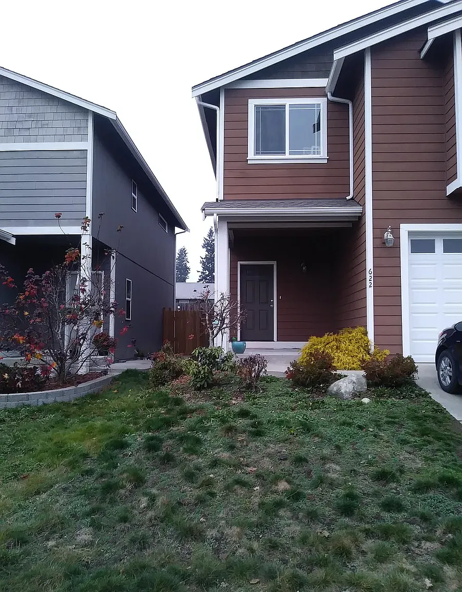 4 bed, 2.5 bath, 2164 sqft, $2,900 — Photo 3