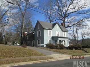 311 Hibriten Ave SW, Lenoir, NC 28645