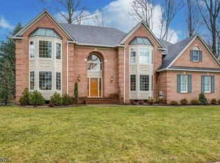 5 N Georgian Ct, Morristown, NJ 07960