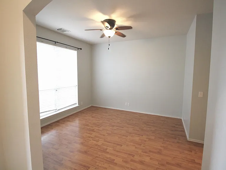 2616 Tree Crown — Photo 9