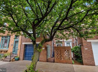 239 Fitzwater St, Philadelphia, PA 19147