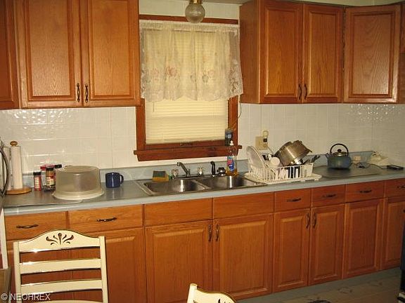 3rd image of 11717 Harvard Ave