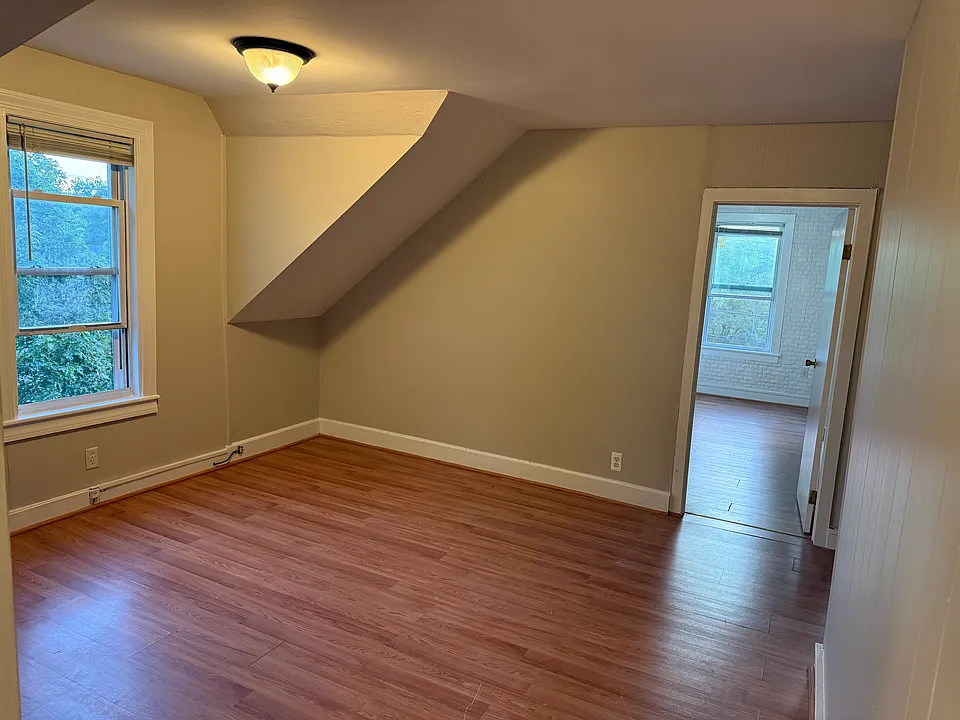 23 North Ave #3