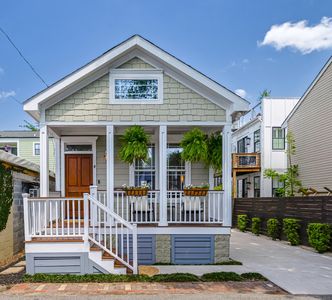 4 Senate St, Charleston, SC 29403