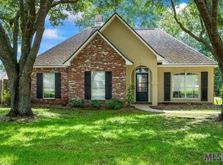 25924 Natchez Ave, Denham Springs, LA 70726