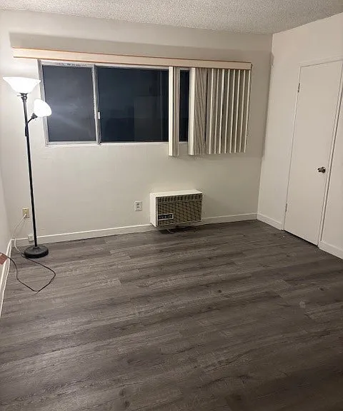 5168 Yarmouth Ave #5 — Photo 4