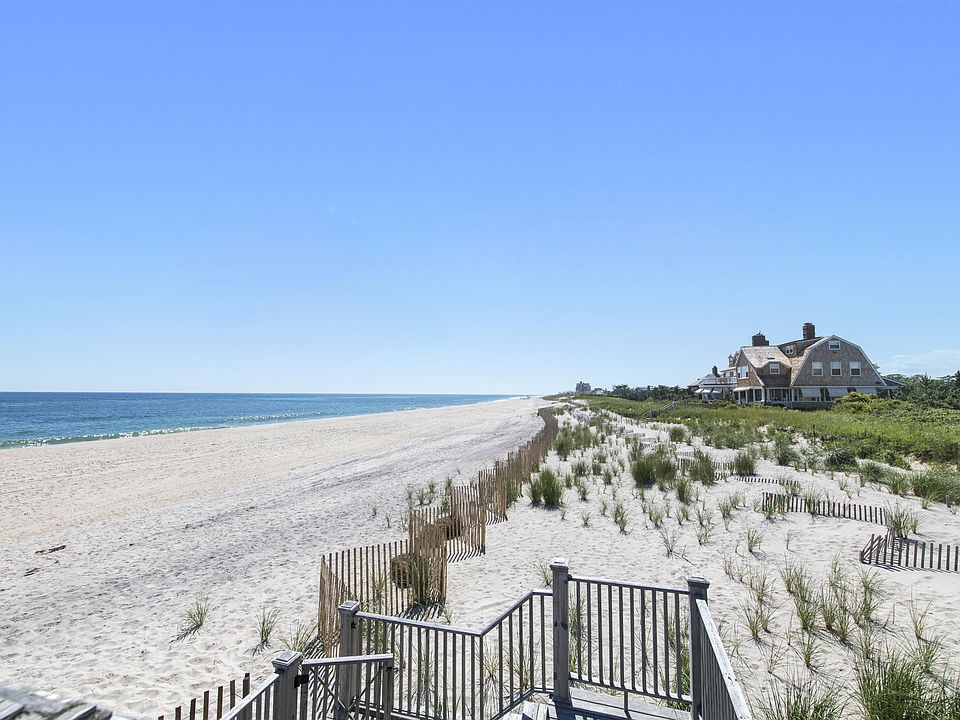 366 Gin Ln, Southampton, NY 11968 Zillow