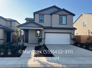 1176 Dana Rd W, Madera, CA 93636