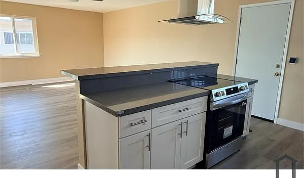 2922 Dohr St #C — Photo 3